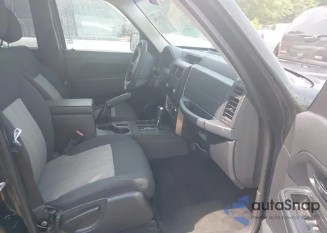 2010 Jeep Liberty Sport from USA, damaged, VIN 1J4PN2GKXAW167137